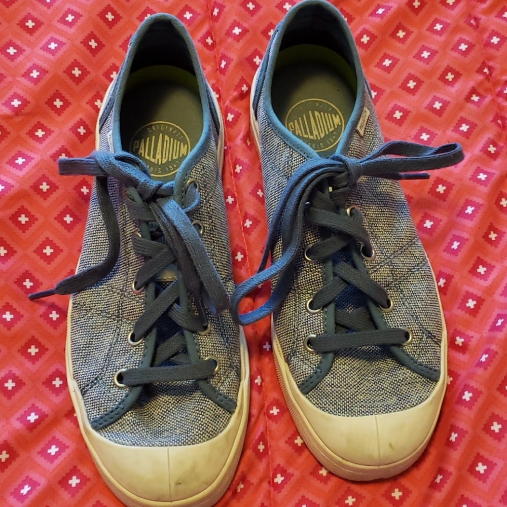 Palladium blue sneakers - Size 7